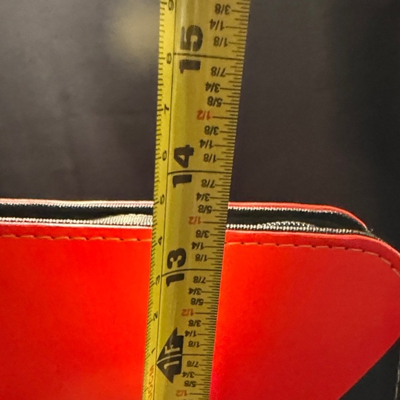 Pokemon Trading Card Binder, with a Sealed Pack of 9 Card Top Loader Sheets - Picture 5 of 5